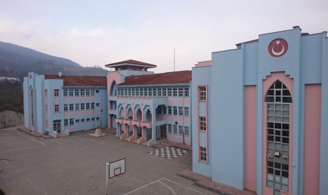 Ordu&#039;da bir fen lisesi, korona virüs nedeniyle uzaktan eğitime geçti