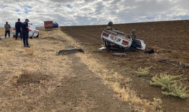 Otomobil takla attı 4 kişi yaralandı