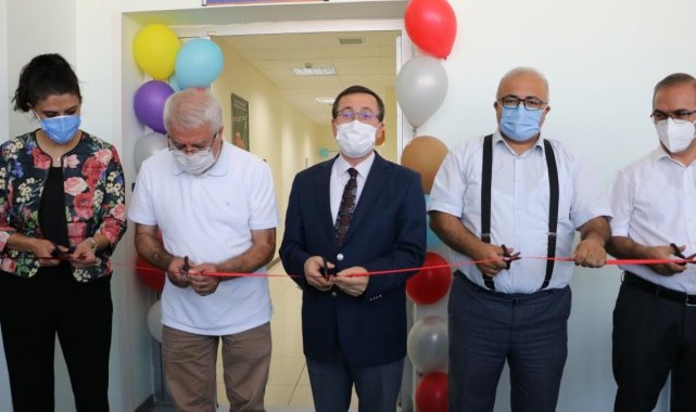 Özal Tıp Merkezi&#039;nde Çocuk Endoskopi Ünitesi açıldı