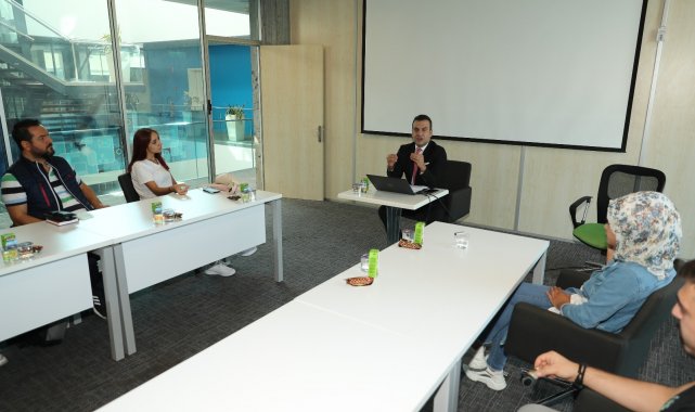 Radyo Akademi ve Yeni Medya Akademi&#039;de yeni dönem başladı