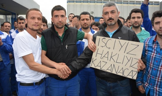 Renault fabrikasında işçiler eylem yaptı