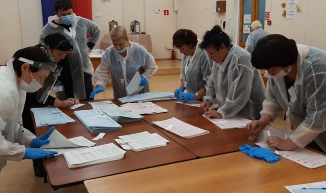 Rusya&#039;da Duma seçimlerinde oy sayma işlemi başladı