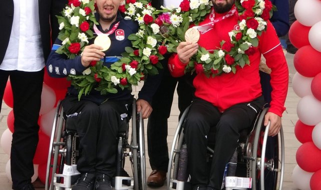 Şampiyonlara Trabzon&#039;da mehterli karşılama