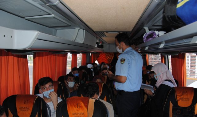 Şanlıurfa otogarında aşı denetimi