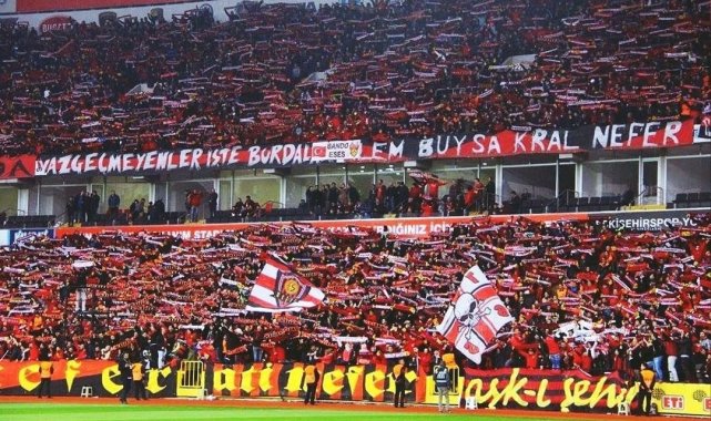 Şanlıurfaspor cephesinden Eskişehirspor tribünlerine övgü