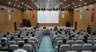 Siirt'te emniyet personellerine eğitim verildi