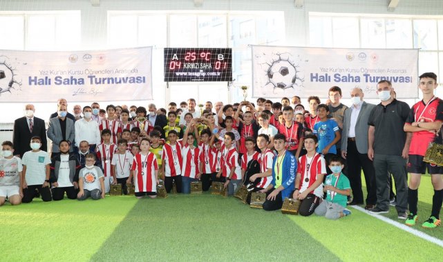 Sivas&#039;ta düzenlenen futbol turnuvasında şampiyon belli oldu