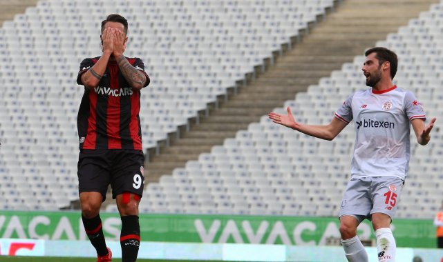 Süper Lig: Fatih Karagümrük: 0 - Antalyaspor: 0