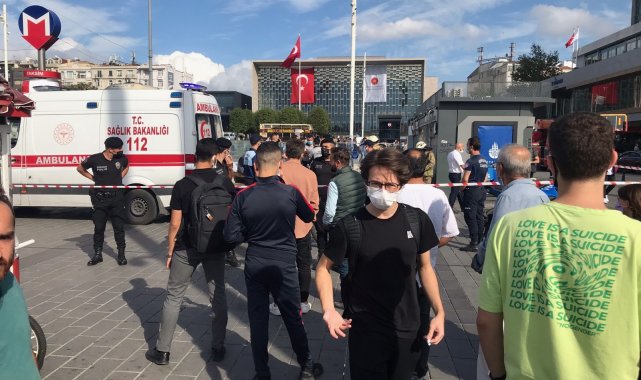 Taksim Metro istasyonunda bir kişi raylara atlayarak intihar etti