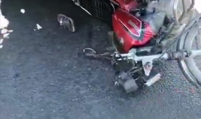 Tarsus&#039;ta motosiklet ile mikser çarpıştı, baba kız yaralandı