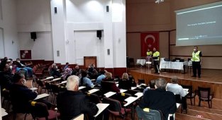 Taşıma yapan şoför ve rehberler eğitim semineri