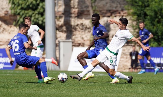 TFF 1. Lig: Tuzlaspor: 0 - Bursaspor: 0