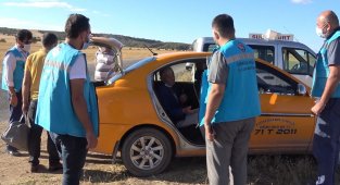 Ticari taksisine pozitif yolcu alan sürücü temaslı duruma düştü