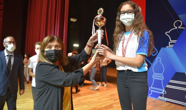 Türkiye Satranç Şampiyonasında Selçuklu Belediyespor&#039;dan ikincilik