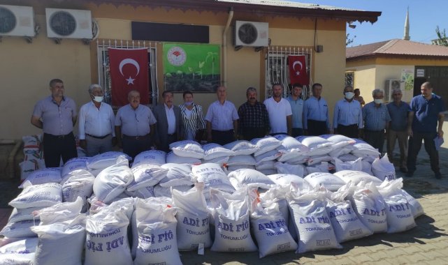 Üreticilere yem bitkisi tohumu dağıtıldı