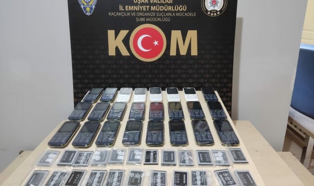 Uşakta 24 kaçak telefon ele geçirildi
