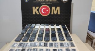 Uşakta 24 kaçak telefon ele geçirildi