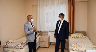 Vali Gürel, öğrenci yurdunda incelemelerde bulundu