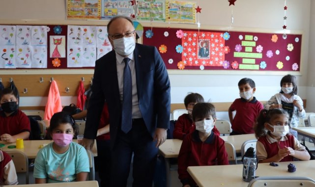 Vali Mustafa Tutulmaz yeni yılın ilk ders zilini çaldı