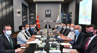 Valilikte üniversitelerde güvenlik toplantısı