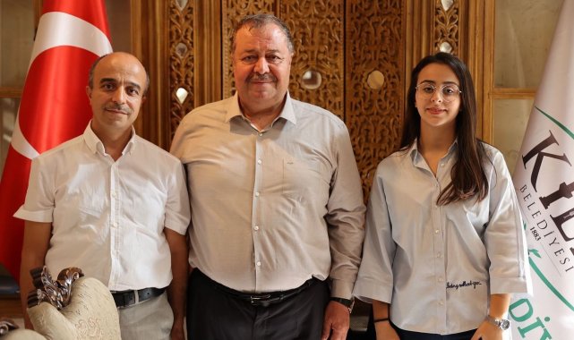 YKS&#039;de Türkiye derecesi yapan Yapıcıoğlu&#039;na Ramazan&#039;dan hediye