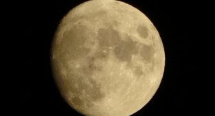 Yüksekova'da dolunay kendine hayran bıraktı