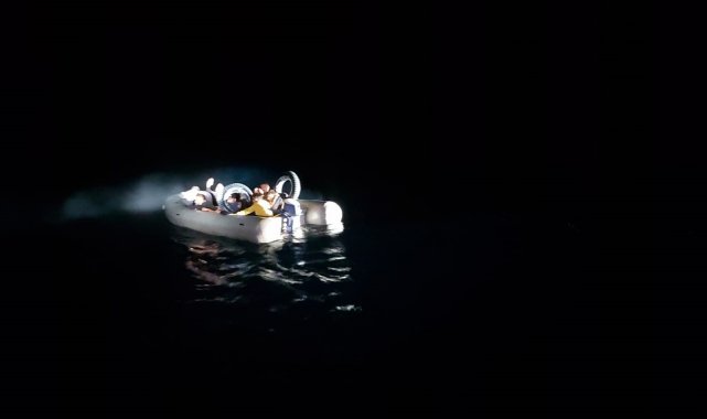 Yunan askerinin geri ittiği göçmenleri Türk Sahil Güvenlik kurtardı