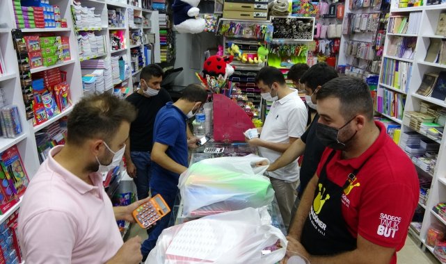 Yüz yüze eğitim öncesi kırtasiyelerde yoğunluk yaşanıyor
