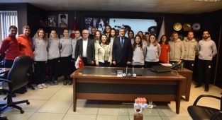 Kale Gençlik’ten Başkan Öz’e ziyaret