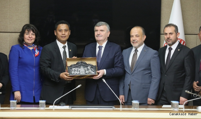 1915 Çanakkale Köprüsü Endonezya heyetini heyecanlandırdı