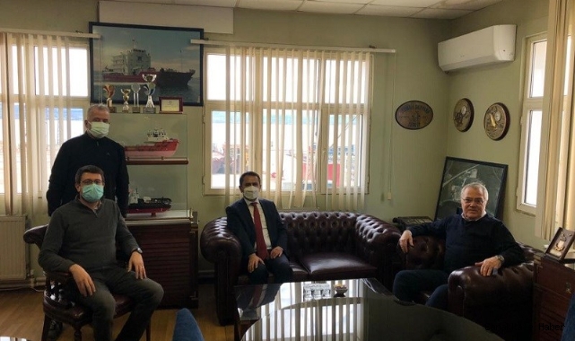 Gelibolu Tersanesi’ni ziyaret etti