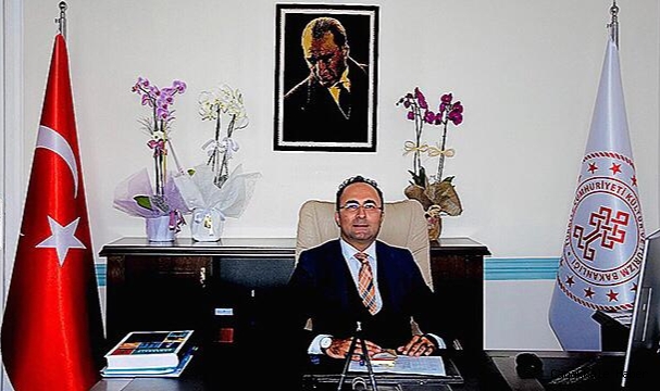 Yılmaz; “Tiyatro rüzgarı esmeye devam edecek”