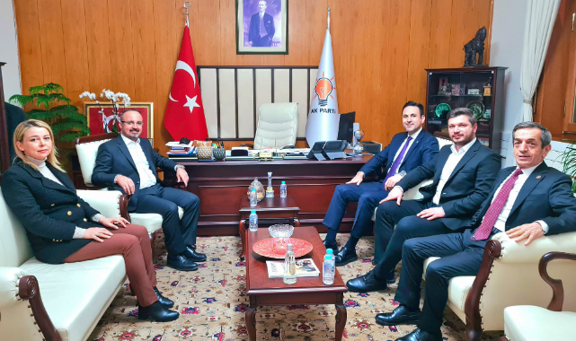 AK Parti heyeti Ankara’da