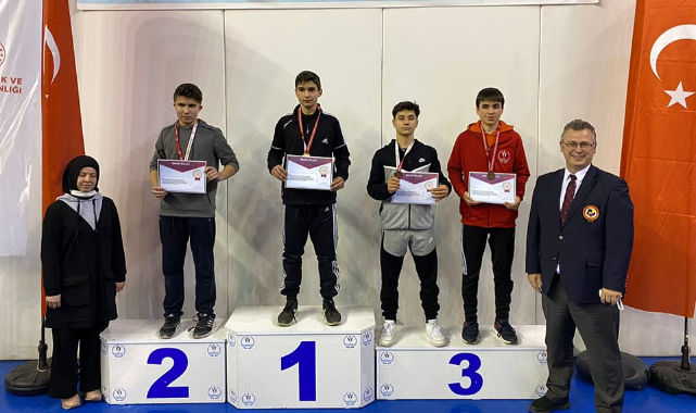 Bronz Madalya kazandı