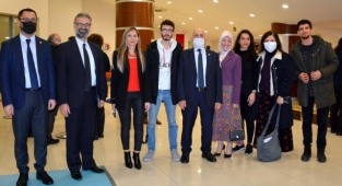 ÇOMÜ’de idari personel buluşması