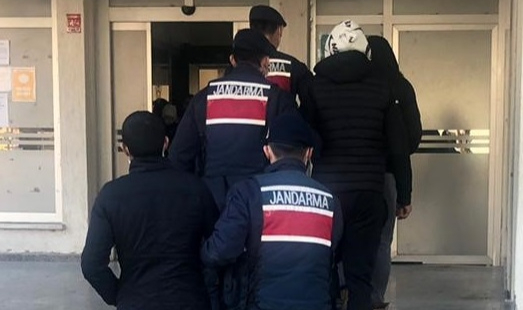 Kablo hırsızları yakayı ele verdi