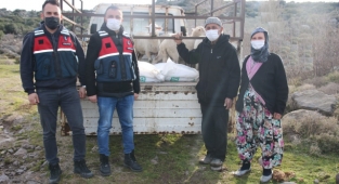 Hırsızlar yakayı ele verdi