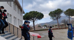 Jandarmadan kaçamadılar