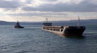 Karaya oturan gemi kurtarıldı