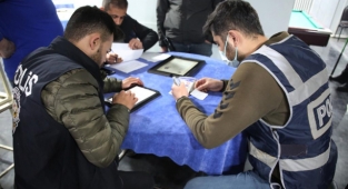 49 şahıs gözaltına alındı