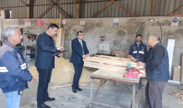 Marangoz Atölyesi üretiyor