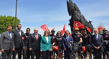 ‘Çanakkale'nin Evlatları Atasının İzinde’