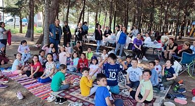 Minikler doğanın tadını çıkardı