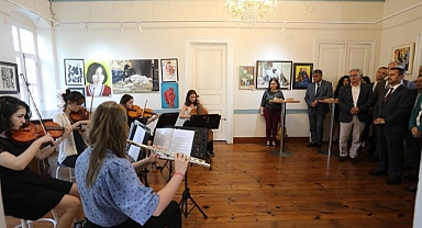 Öğrencilerin eserleri sergilendi