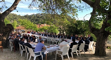 Vali Aktaş muhtarlarla buluştu