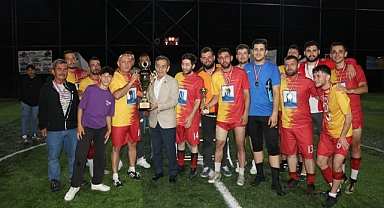 Şampiyona kupası verildi