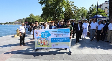 Kordonboyunda Koruyucu Aile Günü yürüyüşü