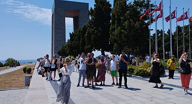 Tarihi Alan'da bayram yoğunluğu