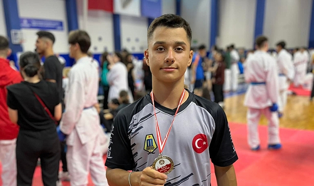 Akkaya’dan gümüş madalya