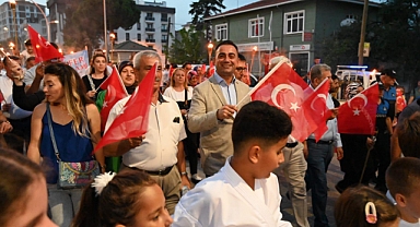 Biga’da Zafer Korteji düzenlendi